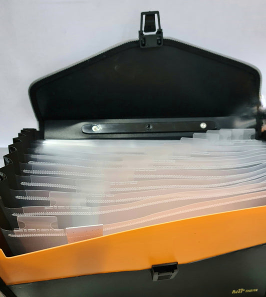 BILI DOCUMENT HOLDER (13 POCKETS)
